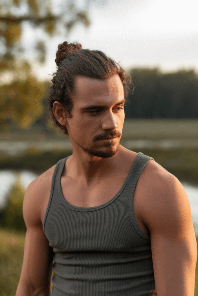 Men's hairstyles for thick hair